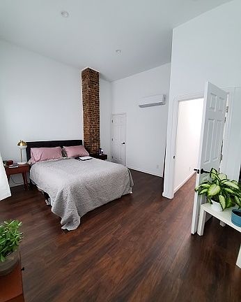 5th image of 443 W Side Ave