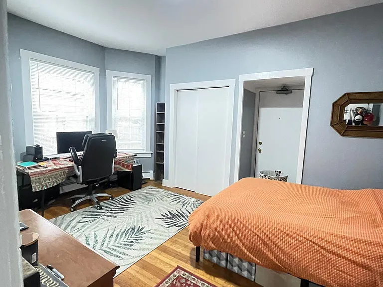 200-203 Lexington Ave #1 — Photo 11