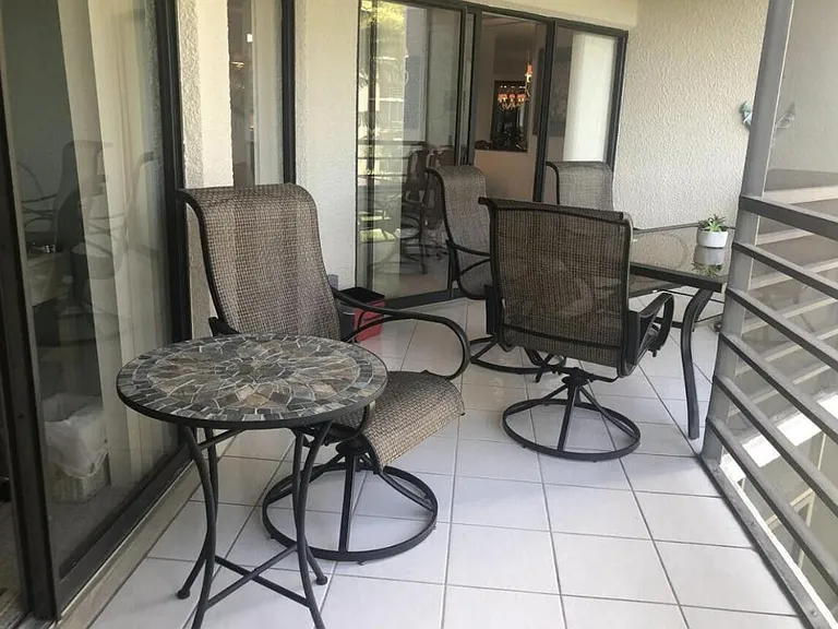 5851 Camino Del Sol #203 — Photo 10