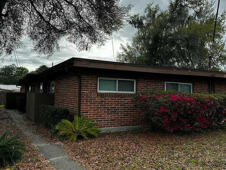 2821 Searchwood Dr — Photo 13
