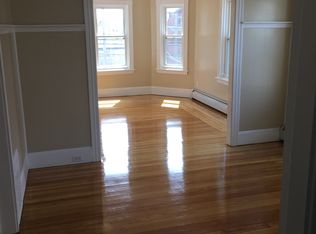 29 Rolfe Sq, Cranston, RI 02910