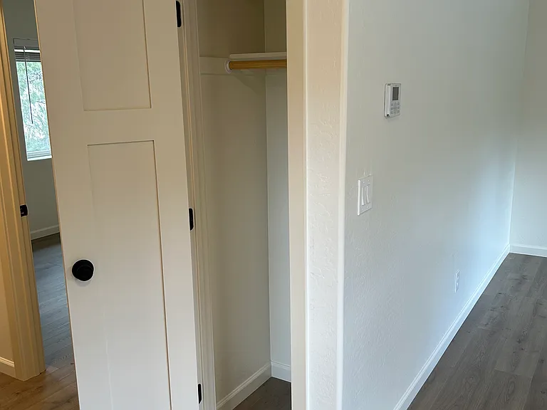1048 Whipple St #D — Photo 18