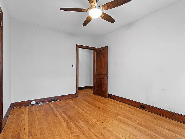 1114 N Buchanan Blvd — Photo 12