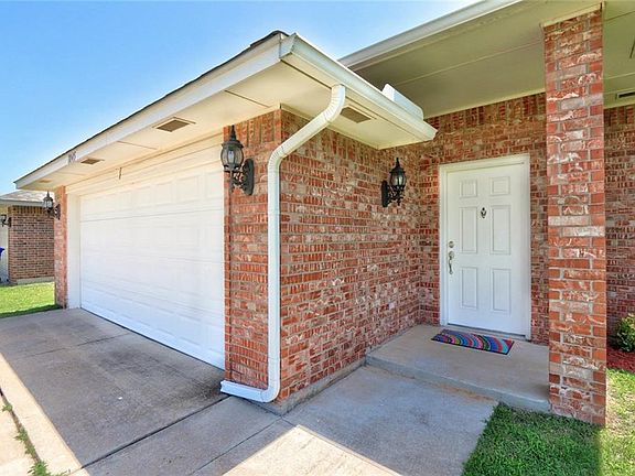 2nd image of 1845 Creekside Dr
