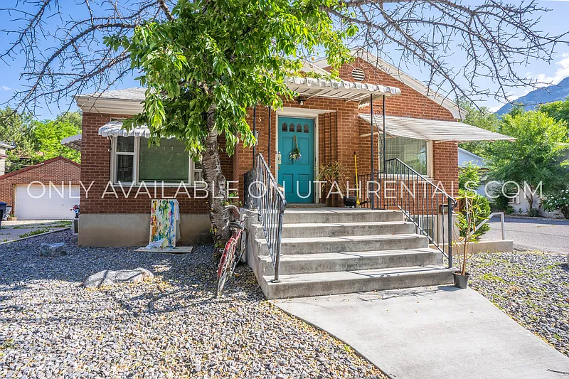 1 bed, 1.0 bath, 1084 sqft, $415 — Photo 3