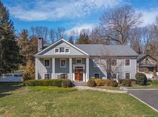 11 Riverfield Dr, Weston, CT 06883
