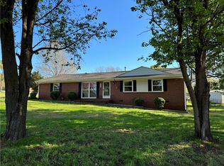 301 Lakewood Dr, Pendleton, SC 29670