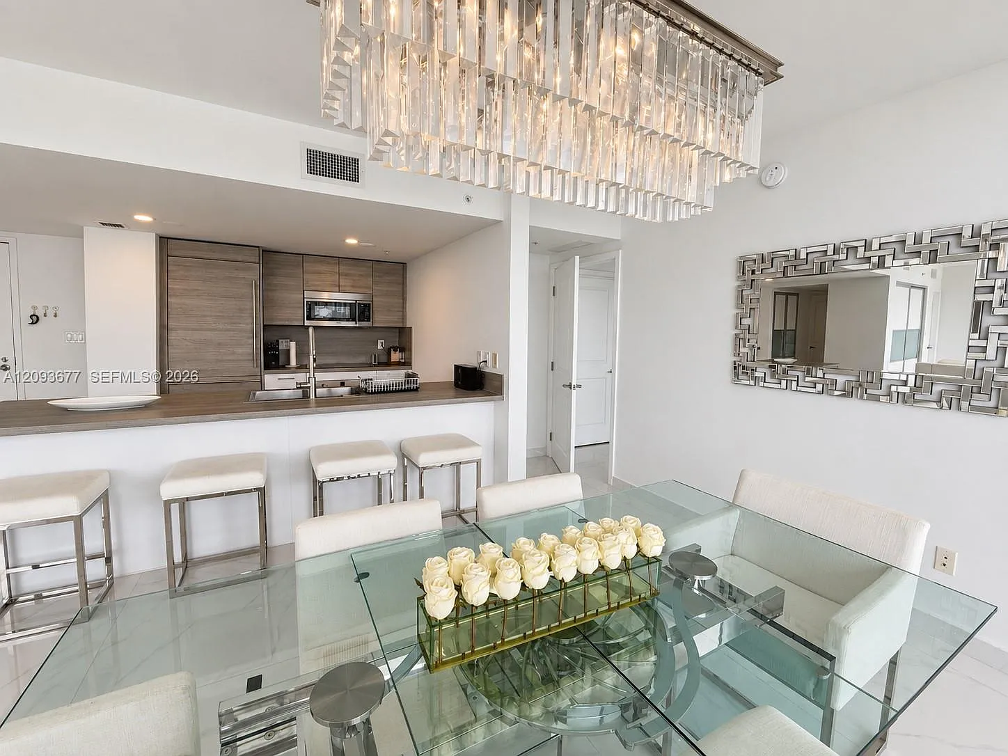 400 Sunny Isles Condo Eas — Photo 3