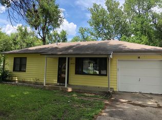 3553 SW Devon Ave, Topeka, KS 66611