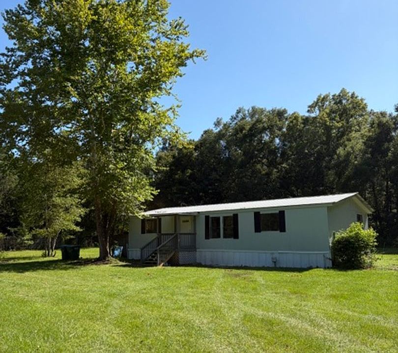 1st image of 40 Serafino Ln