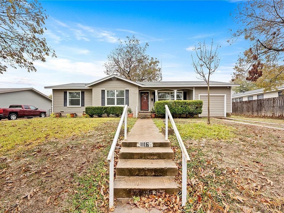 1st image of 1116 Lawrence Dr