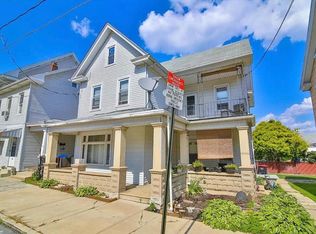 121 S 3rd St APT 2, Lehighton, PA 18235