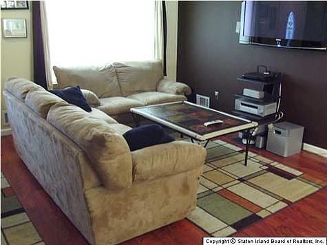 2nd image of 12 Meadow Ct