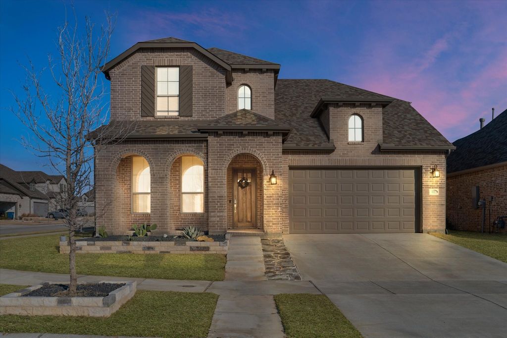 1332 Thompson Rd, Argyle, TX - View 3
