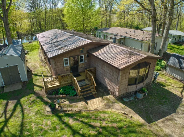 468 Oakdale Dr, Coldwater, MI 49036