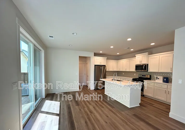 1365 Vine Gate Rd — Photo 4