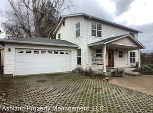 157 Wagner Butte Rd, Talent, OR 97540