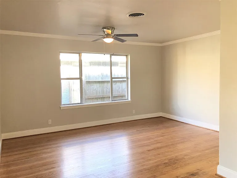 5005 De Milo Dr — Photo 5
