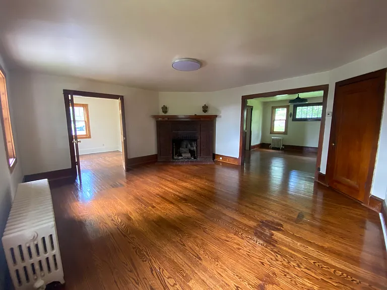 72 N Liberty Dr #1 — Photo 9