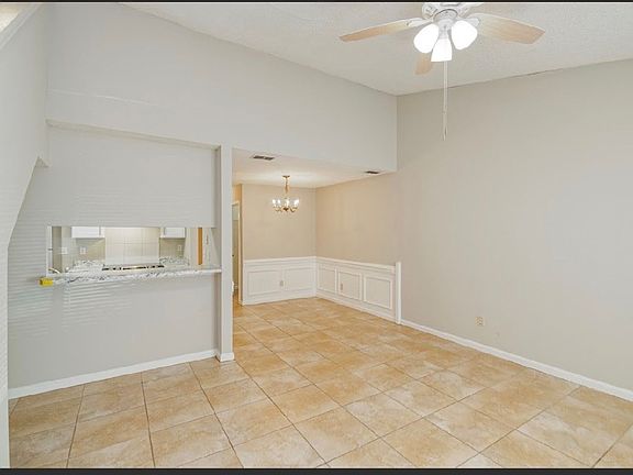 5th image of 2912 Capital Park Dr