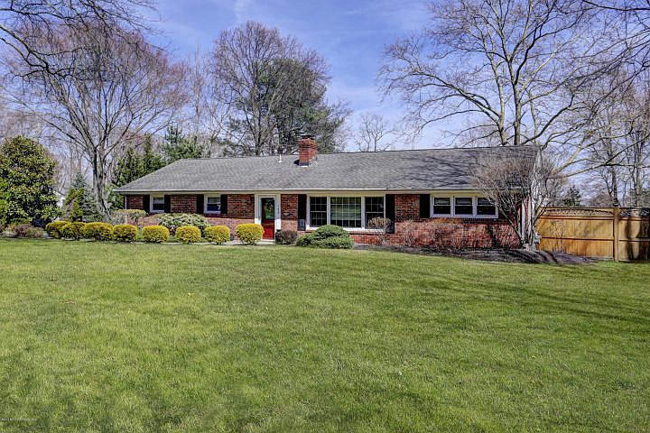 1st image of 153 Iler Dr