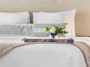 1437 Collins Ave #327, Miami Beach, FL 33139