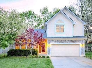7626 Constance St, Lenexa, KS 66216