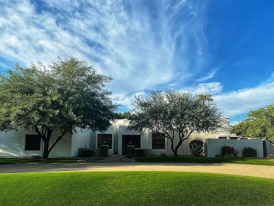 1st image of 10390 E Paradise Dr
