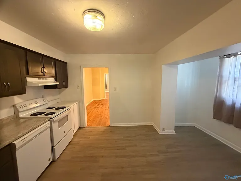 1318 9th Ave SE — Photo 11