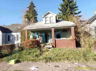 9125 Holcomb St, Detroit, MI 48213