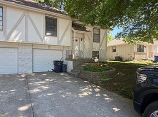 2004 E Cedar St #2006, Olathe, KS 66062