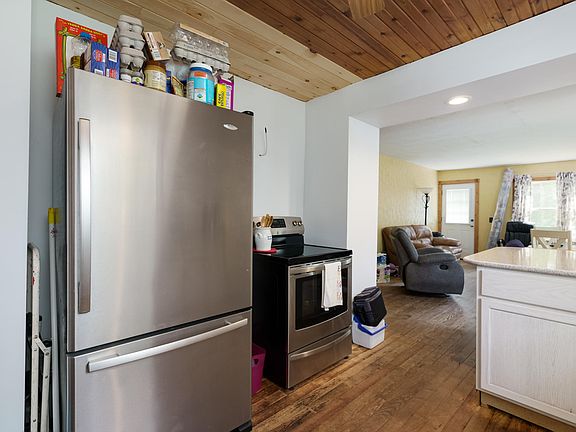 4th image of 4005 N Westnedge Ave