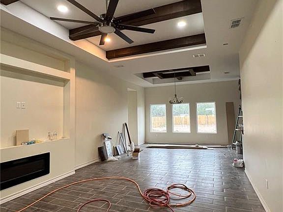 2nd image of 619 Yoli Ln