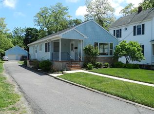 27 Locust Ave, Fair Haven, NJ 07704