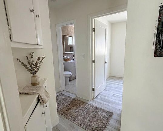 4th image of 10218 Darby Ave APT 3