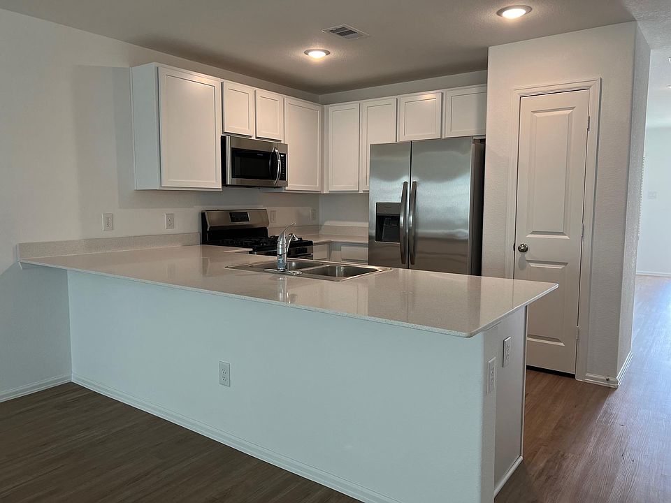 1st image of 27010 Jasmine Breeze Dr