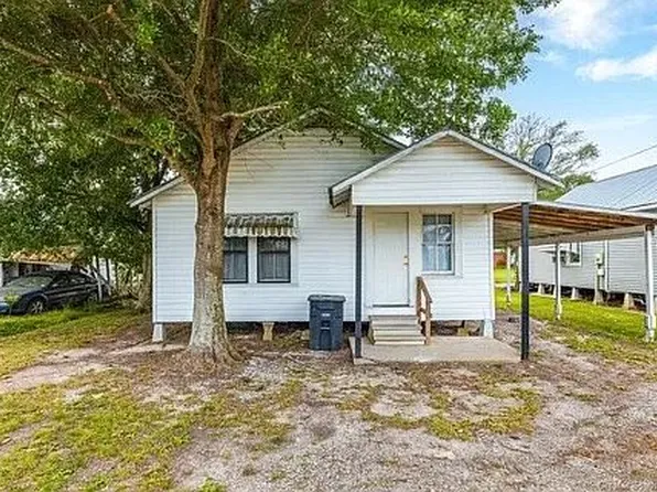 423 Arthur Ave, Lake Arthur, LA 70549