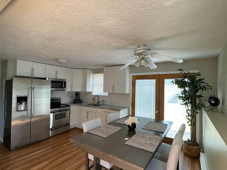 200 Lincoln Ave #2 — Photo 1