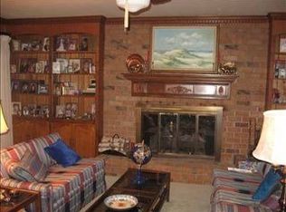 103 Whittington Dr, Greenville, SC 29615