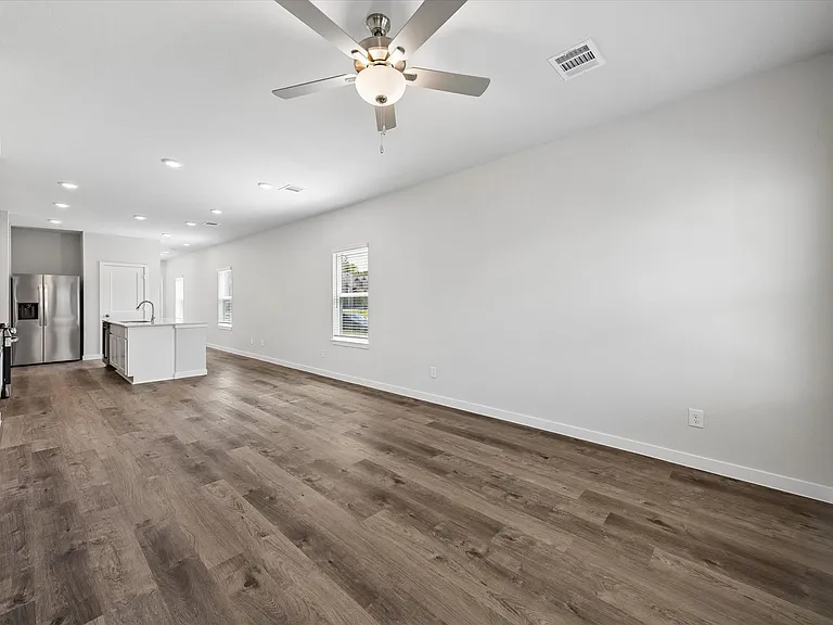 11605 Whirlaway Dr — Photo 6