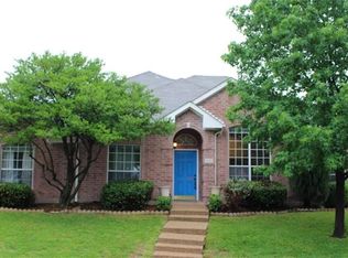 1405 Mayflower Ln, Lewisville, TX 75077