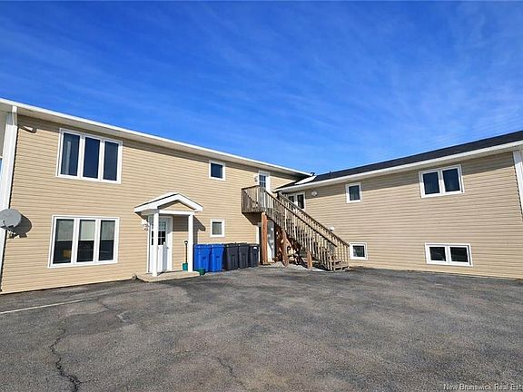 2nd image of 894 Principale St