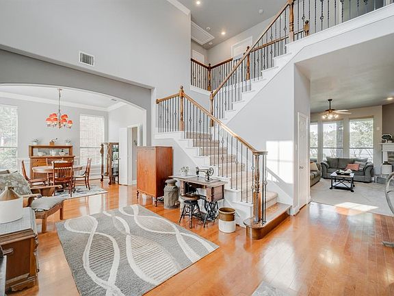 5th image of 2405 Shoal Creek Ln