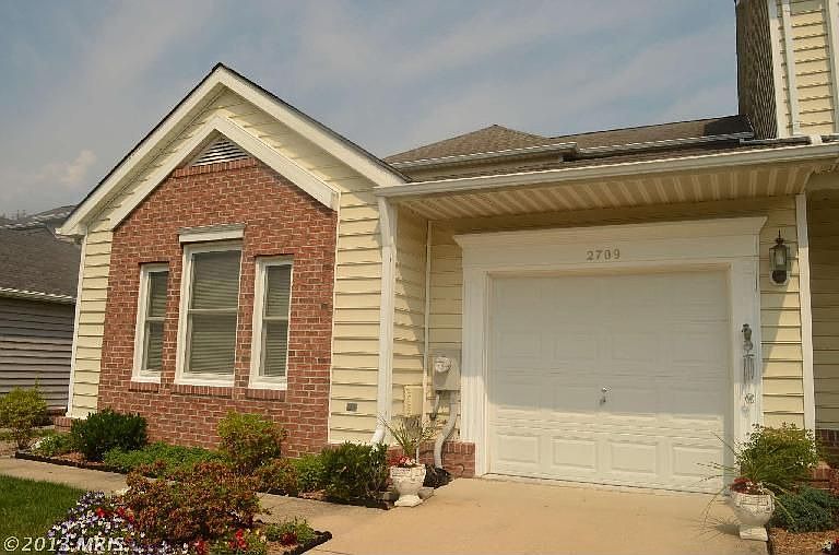 1st image of 2709 Yeomans Lantern Ct