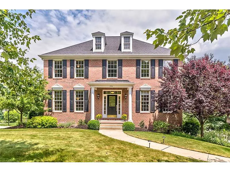 336 Steeplechase Dr photo 1