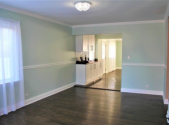 5th image of 404 N Prater Ave