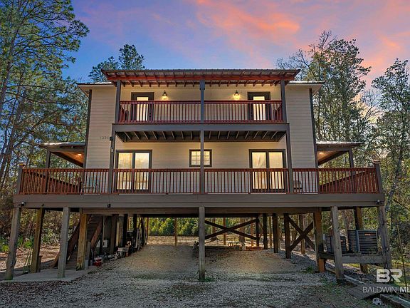 3rd image of 12344 Fernwood Cir