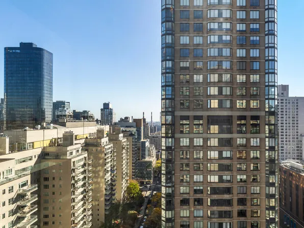 160 East 65th Street 25E image 3 of 19