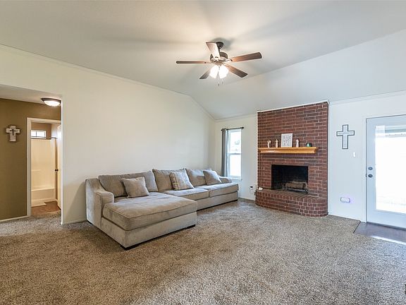 5th image of 3802 Wake Forest Ln
