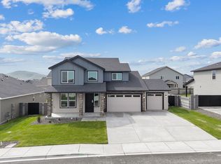 7927 Fortress St, West Richland, WA 99353